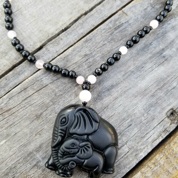 Large Black Obsidian Elephant Necklace Mom Baby Elephants Jewelry - Picture 6 of 7
